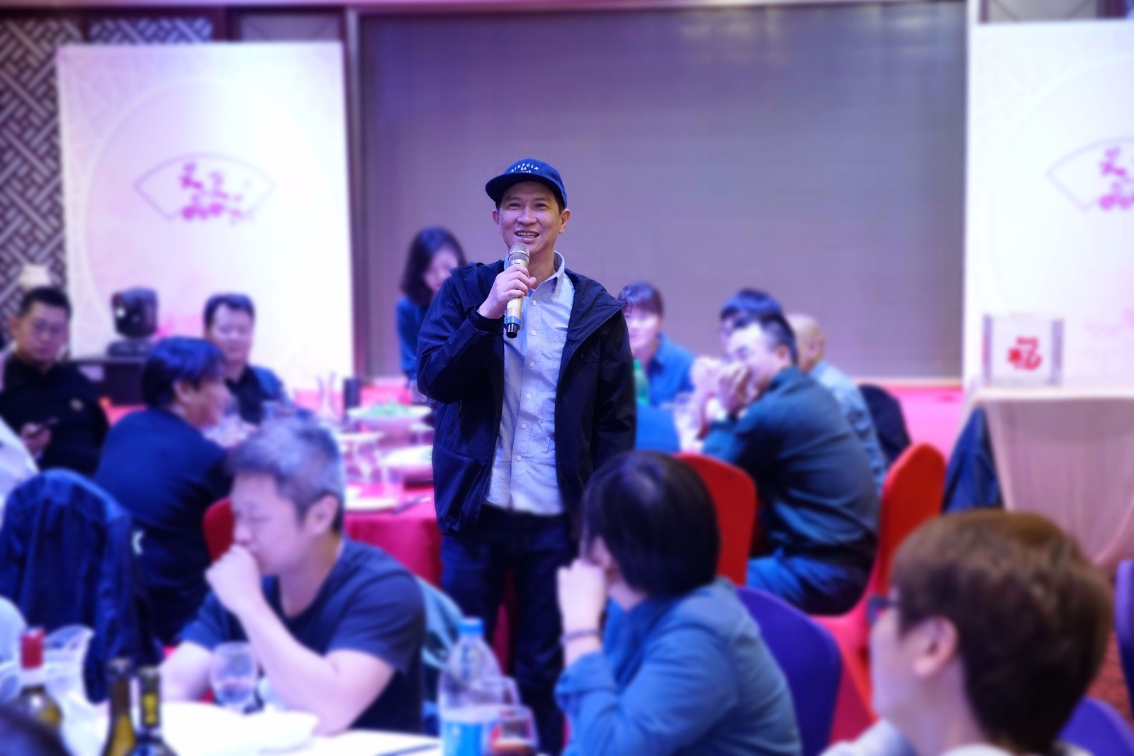 張家輝導演講話.jpg